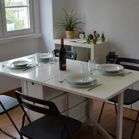 Charming To Feel * Lisbon